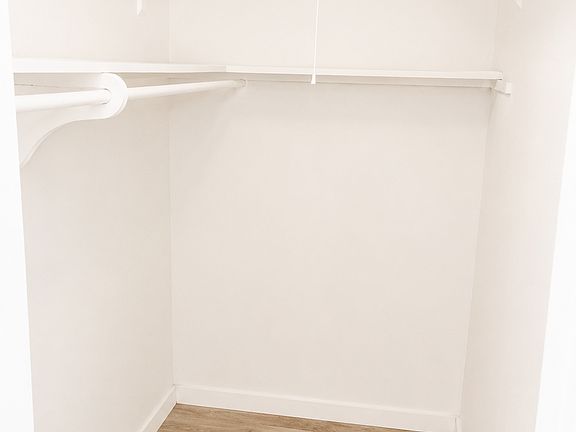 5th image of 5242 Cahuenga Blvd #3