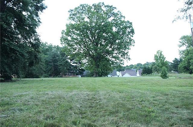 2nd image of 6024 Pleasant Grove Rd