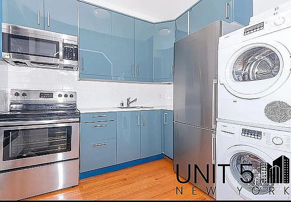 2nd image of 1244 Pacific St APT 1B