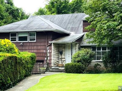 38 Merrison St, Teaneck, NJ, 07666