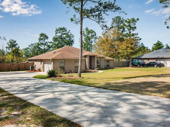 6494 Welannee Blvd, Laurel Hill, FL 32567