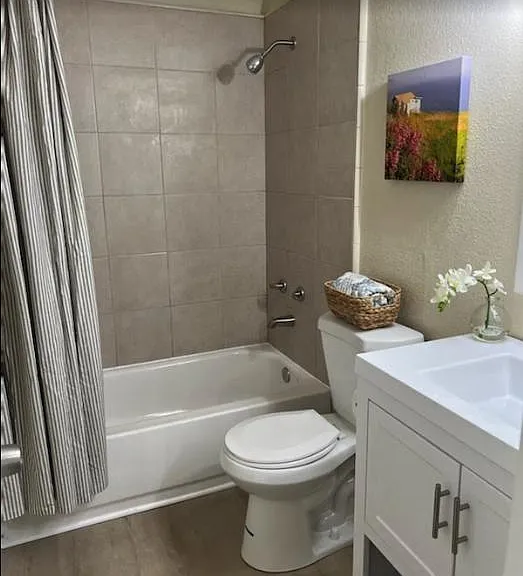 820 Casanova Ave — Photo 8