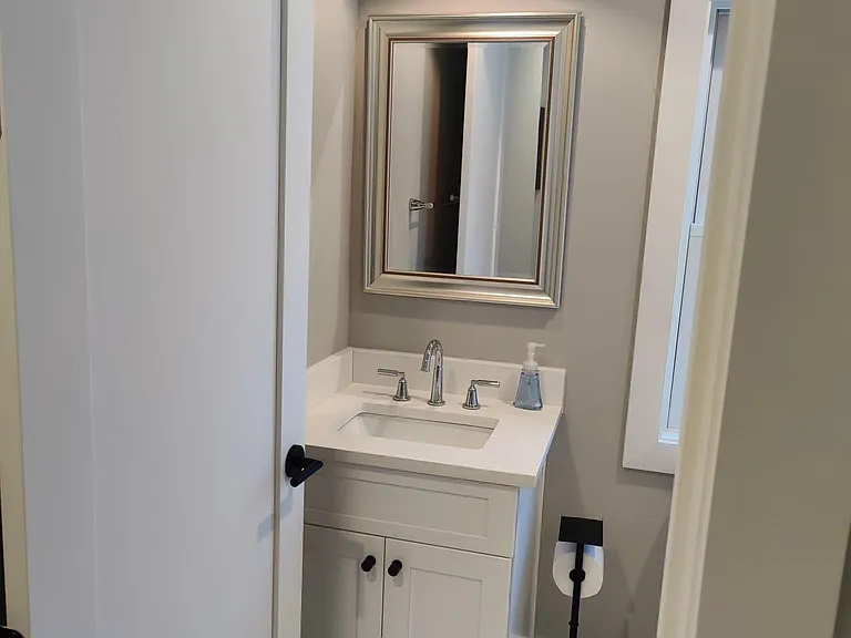 255 Kelmscott Ln — Photo 28