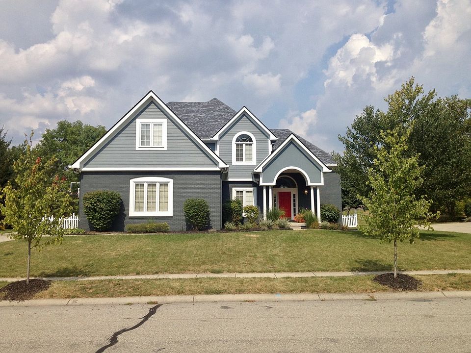1st image of 9685 Woodlands Dr