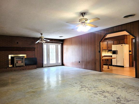 4th image of 2603 Hightower Rd #378