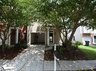 413 Woodbark Ct, Mauldin, SC 29662