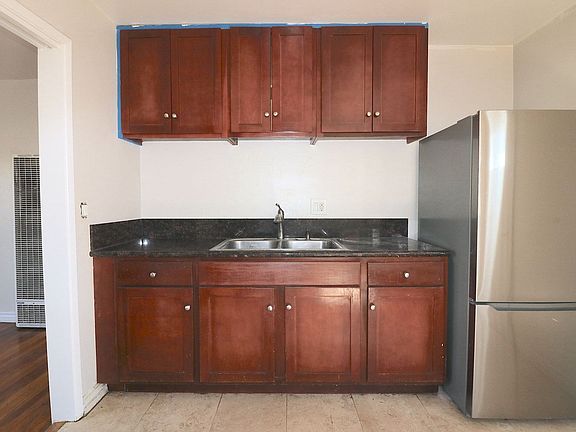 2nd image of 4559 34th St #1/2