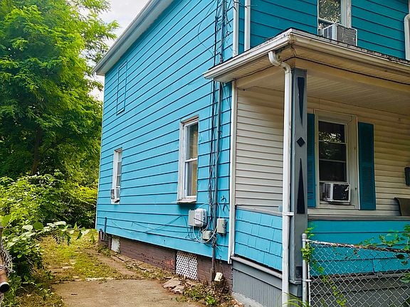3rd image of 130 Hazel Street