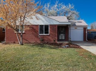 915 Glencoe St, Denver, CO 80220
