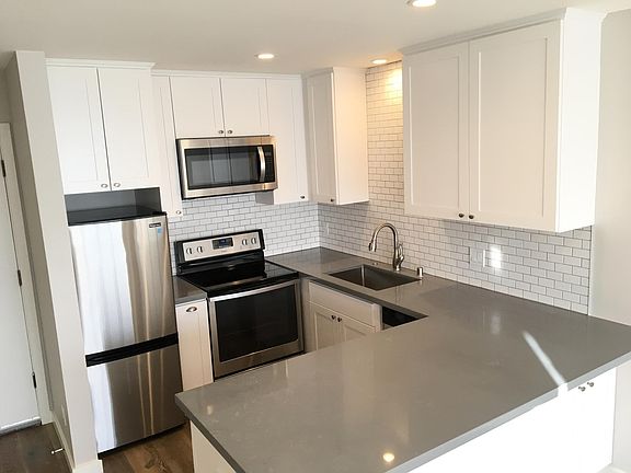 New kitchen, with quartz countertops