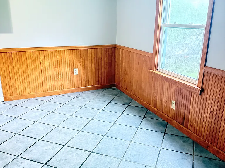 1650 Lockwood Rd — Photo 1