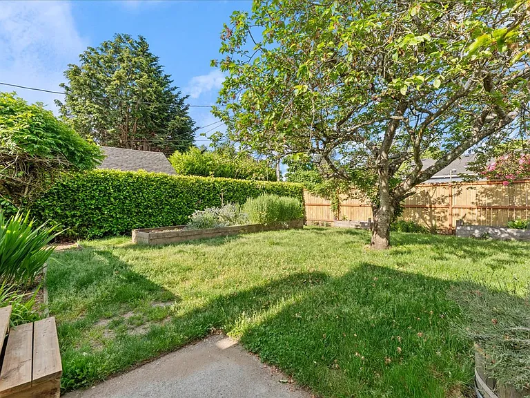 2919 SE 76th Ave — Photo 35