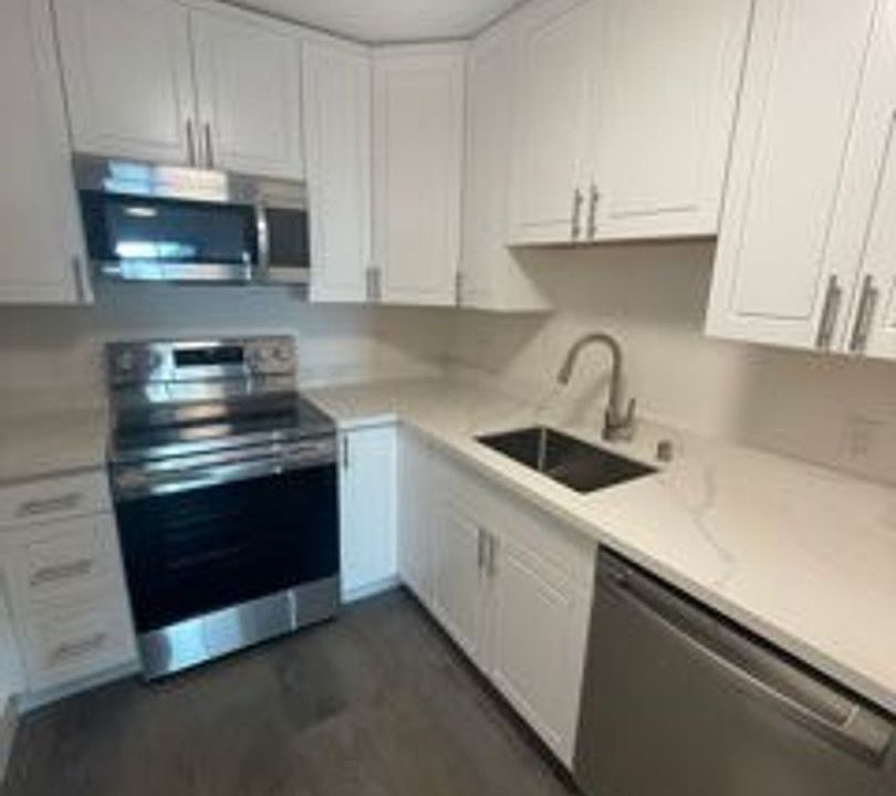 1st image of 530-532 Judah St #532A