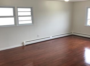 124 Suburbia Ter UNIT 2, Jersey City, NJ 07305