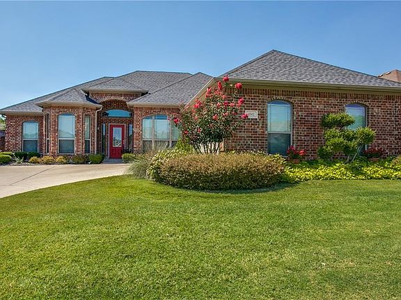 5th image of 1002 Louise Ln