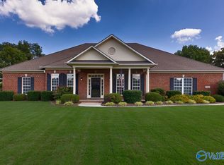 2412 Tamera Dr SW, Huntsville, AL 35803