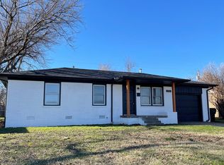 2005 Flannery Dr, Midwest City, OK 73110