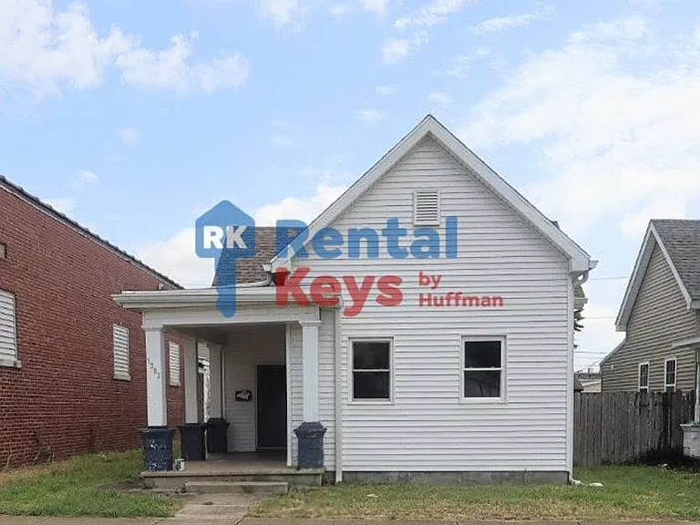 1302 Cumberland Ave — Photo 1
