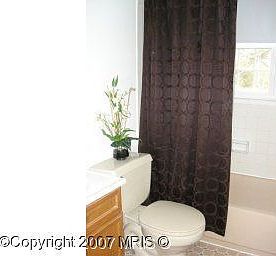 Upper Bathroom