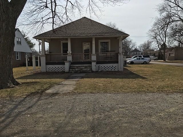 1st image of 1101 E Hickory St