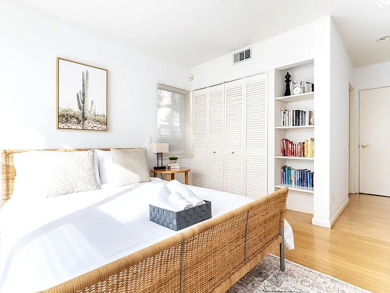12318 Dorothy St — Photo 14