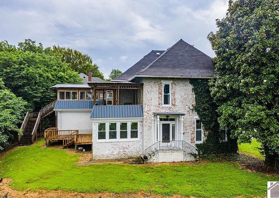 204 Buchanan St, Hickman, KY 42050 Zillow
