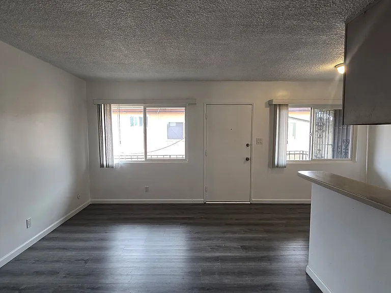 6318 Gentry St #D — Photo 5