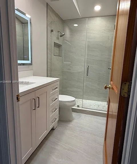 101 NE 8th Ave #1 — Photo 11