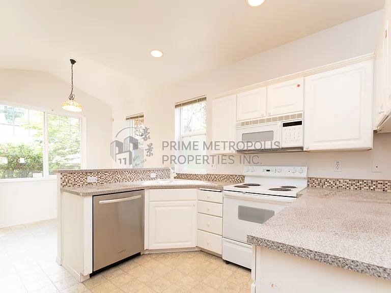 9808 NE 130th Pl #1 — Photo 7