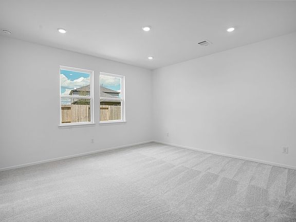 4th image of 18031 Horse Haven Ln