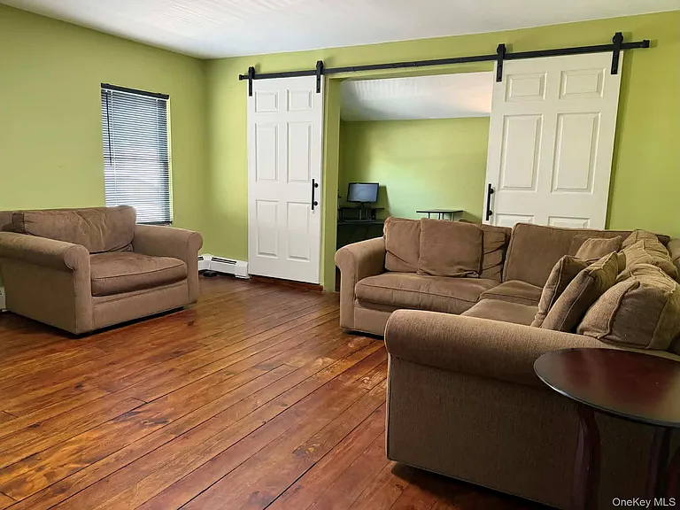 14 Allen Ln — Photo 5