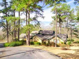 2515 Graystone Rd, Longview, TX 75605