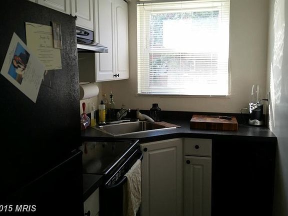 4th image of 6186 Greenwood Dr APT 101