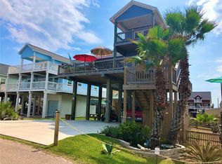 13117 Gulf Beach Dr, Freeport, TX 77541