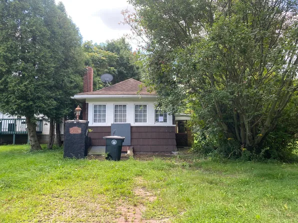 732 Corice St, Akron, OH 44306