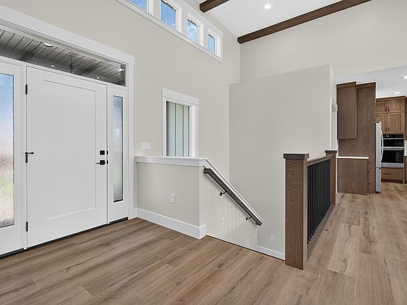 5th image of 14831 Westfield Ave