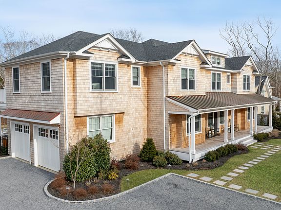 2nd image of 19 Carwin Ln