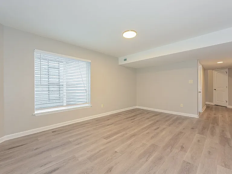 3537 E 141st Pl — Photo 14