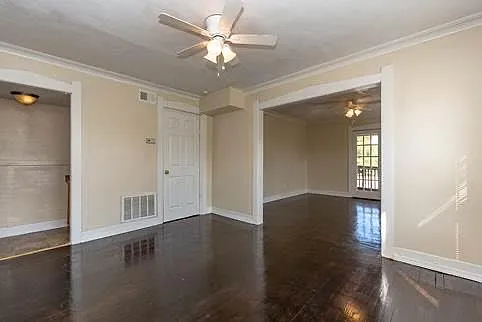 Building Photo - 2714 Tracy Ave #1N
