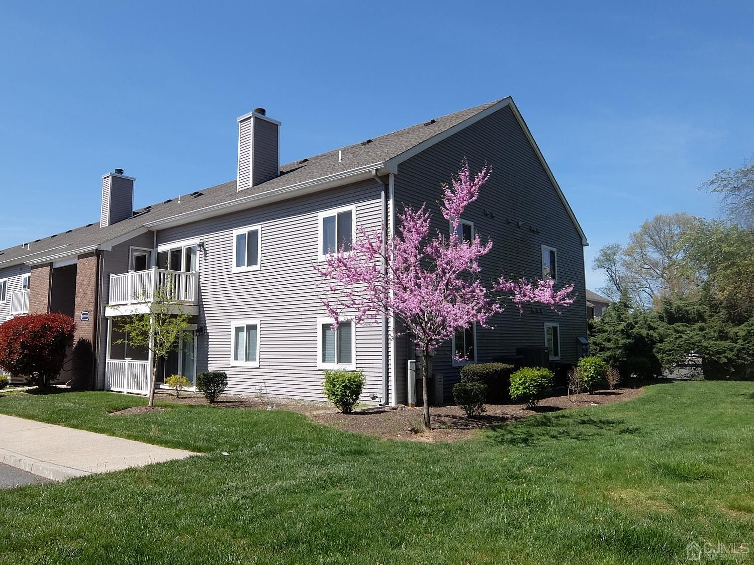 8614 Tamarron Dr, Plainsboro, NJ 08536 Zillow