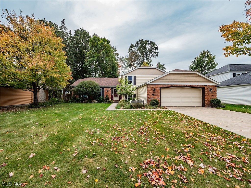20625 Wildwood Ln, Strongsville, OH 44136 MLS 4480273 Zillow