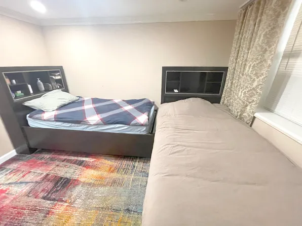 2963 Voorhies Avenue image 52 of 53