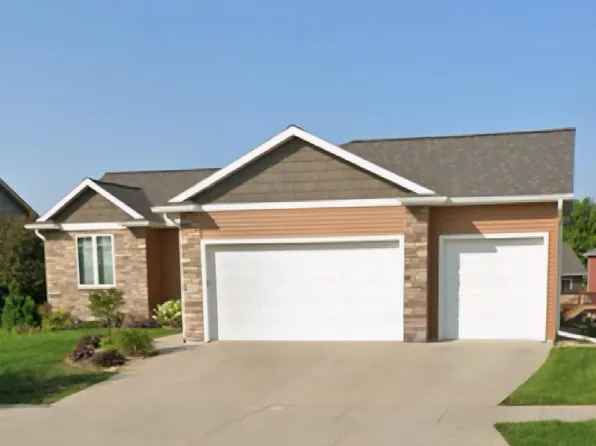 427 15th Ave NE, Byron, MN 55920