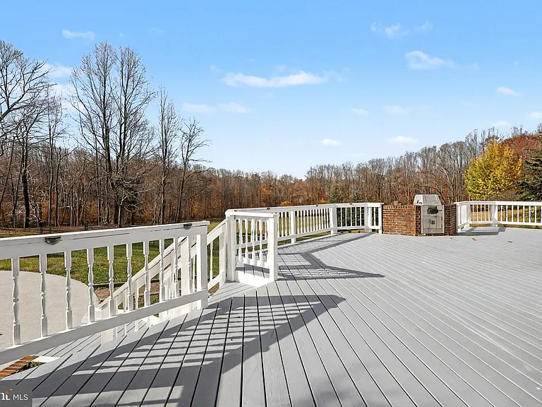 1215 Heritage Hills Dr — Photo 41