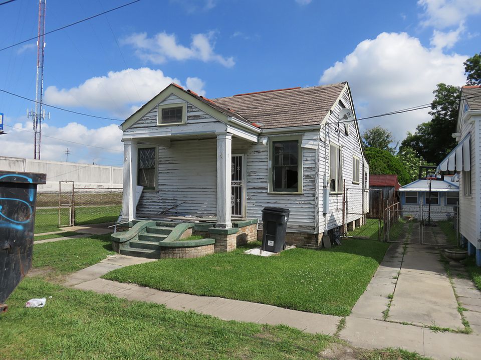 1st image of 1809 Treasure St