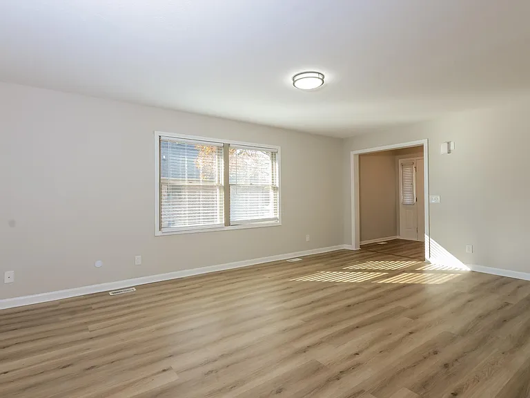 5291 Villa Ct — Photo 4