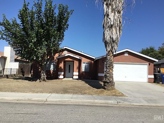 2nd image of 1860 Pepper Tree Close