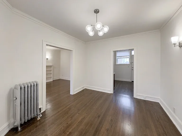 2633 W Ainslie St #4 — Photo 19