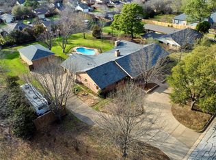 6208 Windsong Dr, Arlington, TX 76001