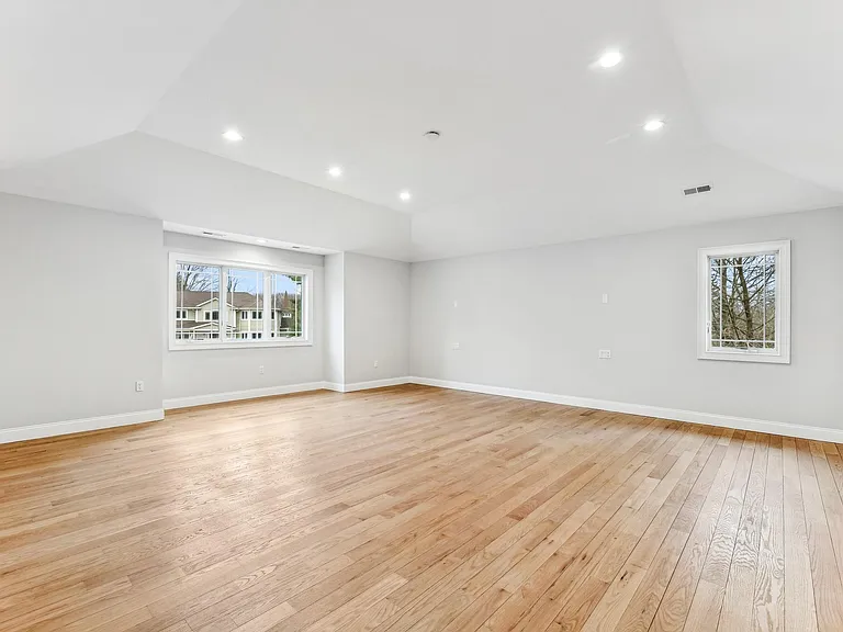 25 Jones Ct — Photo 29